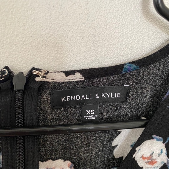 kendall and kylie romper XS - Picture 3 of 4